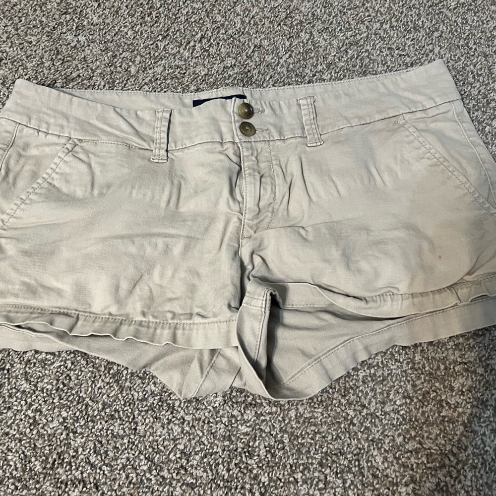American Eagle Outfitters Beige Cargo Shorts